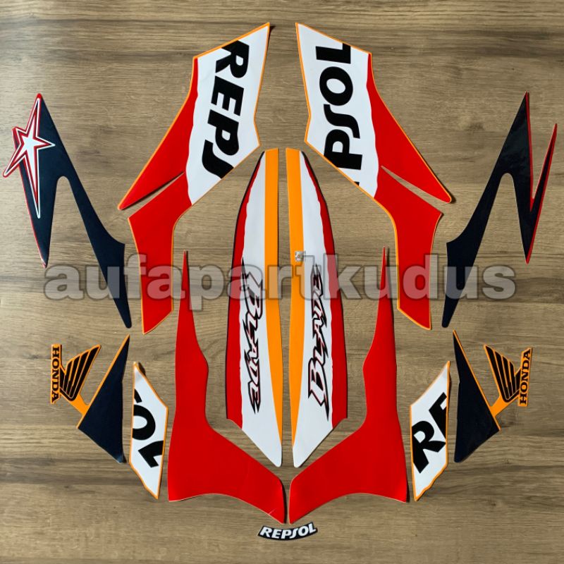 Stripping strip sticker stiker lis polet body Honda Blade Repsol thn.2008 2009 striping lis blade re