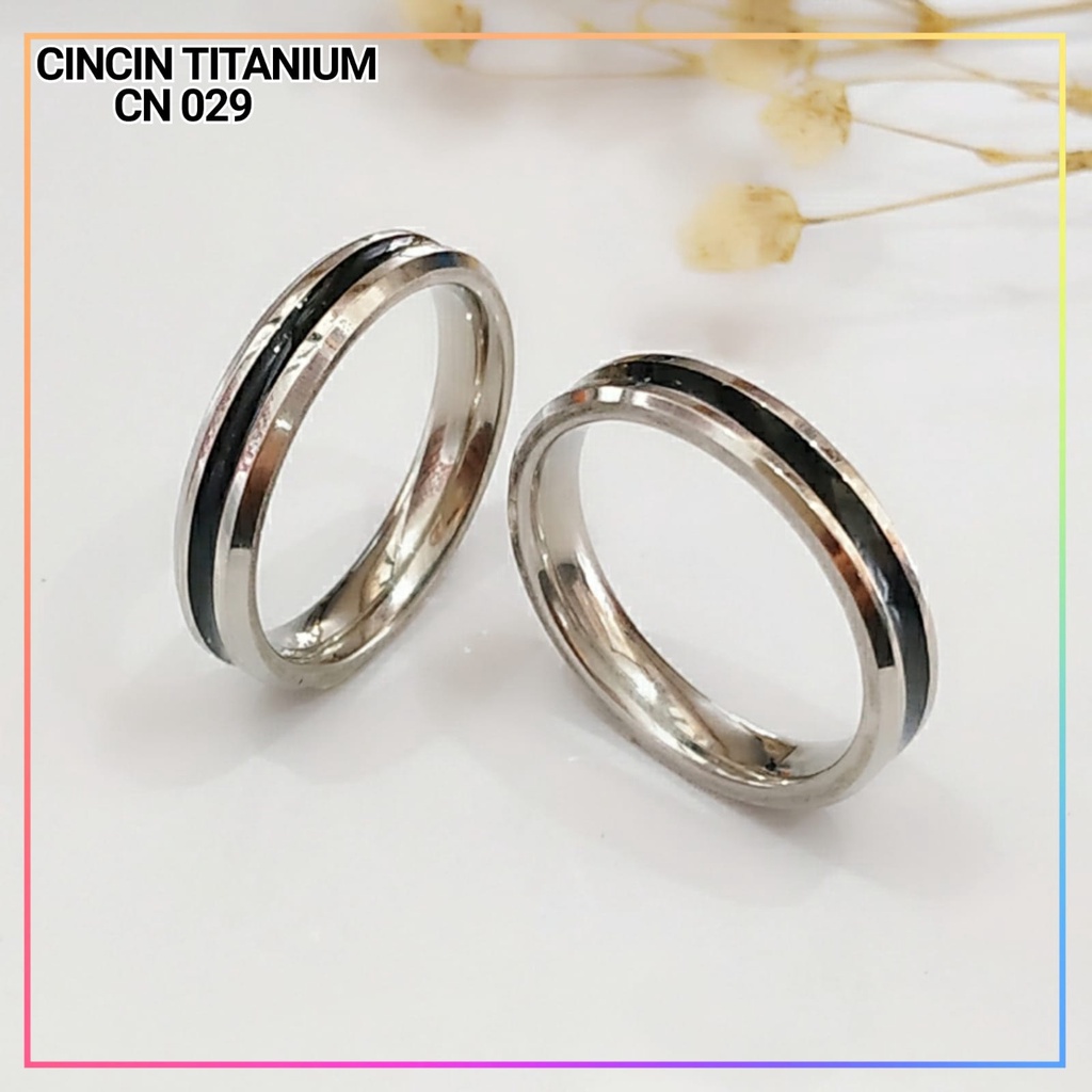 Cincin Titanium/stainless steel couple harga/1biji cincin dewasa elegan silver kombi black perhiasan lapis emas silver CN 029