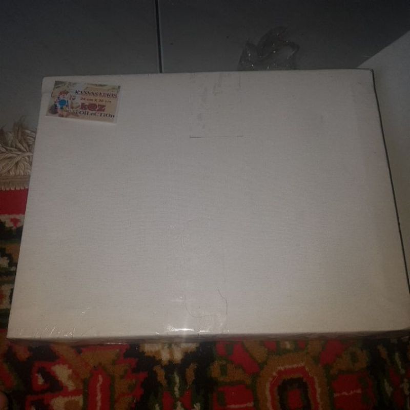 

kanvas lukis 24x30cm