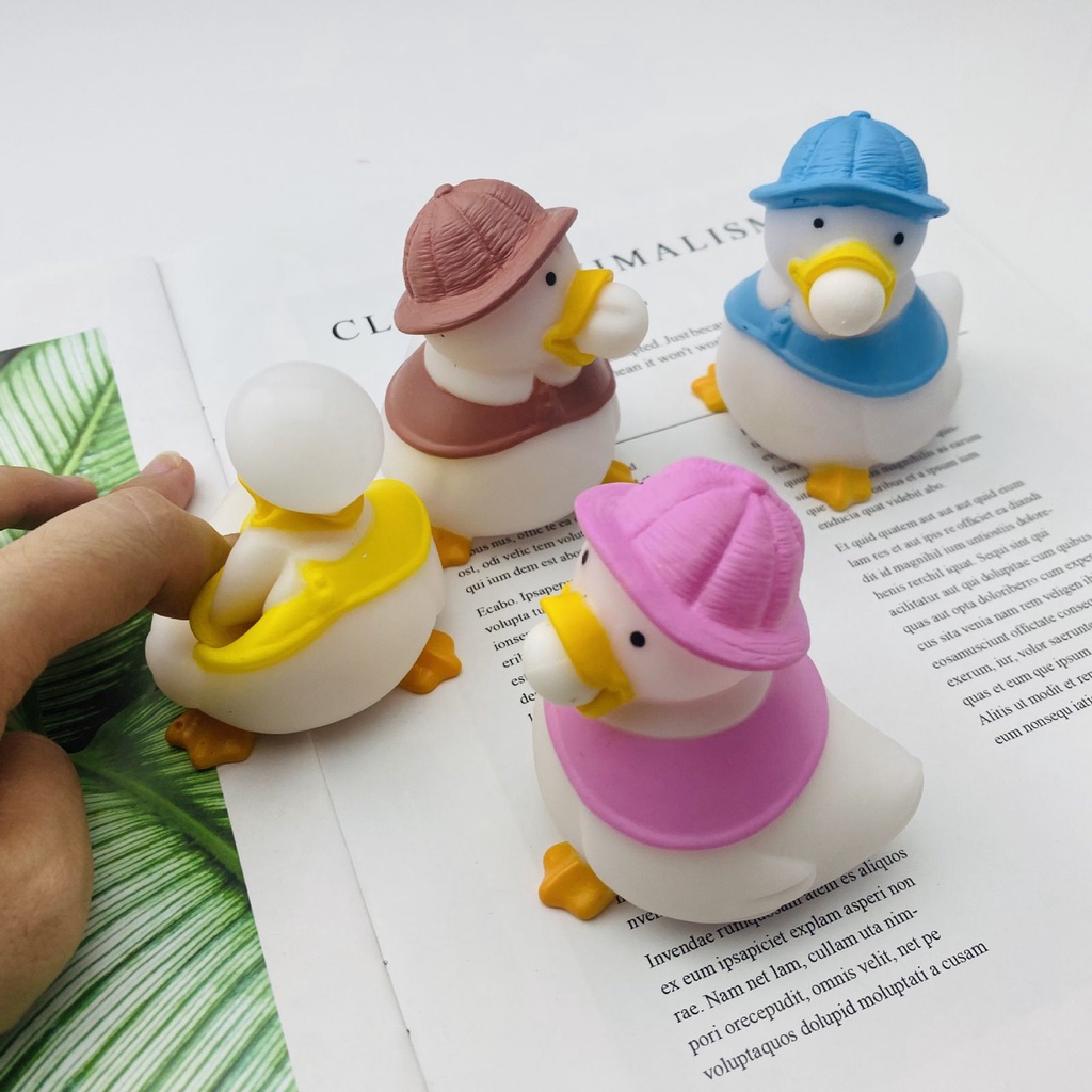 Mainan Spit Bubble Pop It Squishy Karakter Karet Silikon/Mainan Duck / Mainan Bebek / Mainan Karakter Lucu Remasan / Pop It Karakter