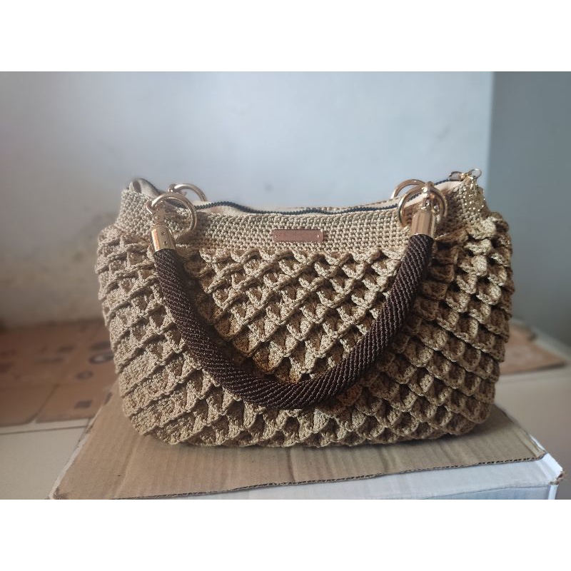 aneka Tas rajut, dompet rajut, dll