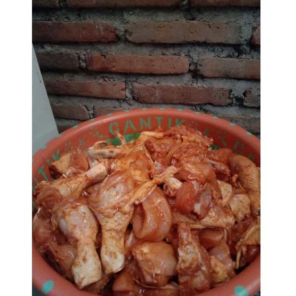 

[KODE PRODUK KWC7V3381] Bumbu Marinasi ayam bumbu makanan instan Premium fried chicken bumbu ayam tepung bumbu masak instan bumbu ayam 1 kg