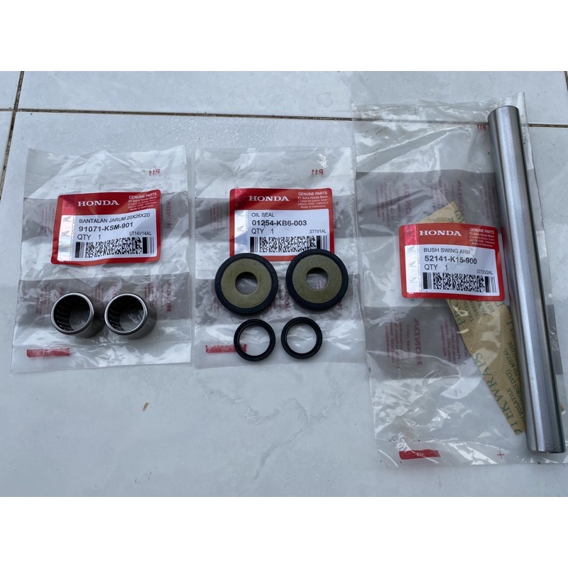 BOS SWING ARM BOSH SASIS BOSHING FORK CB 150 CBR 150 CB150R CB150R CRF 150 L ORIGINAL HONDA GENUINE 