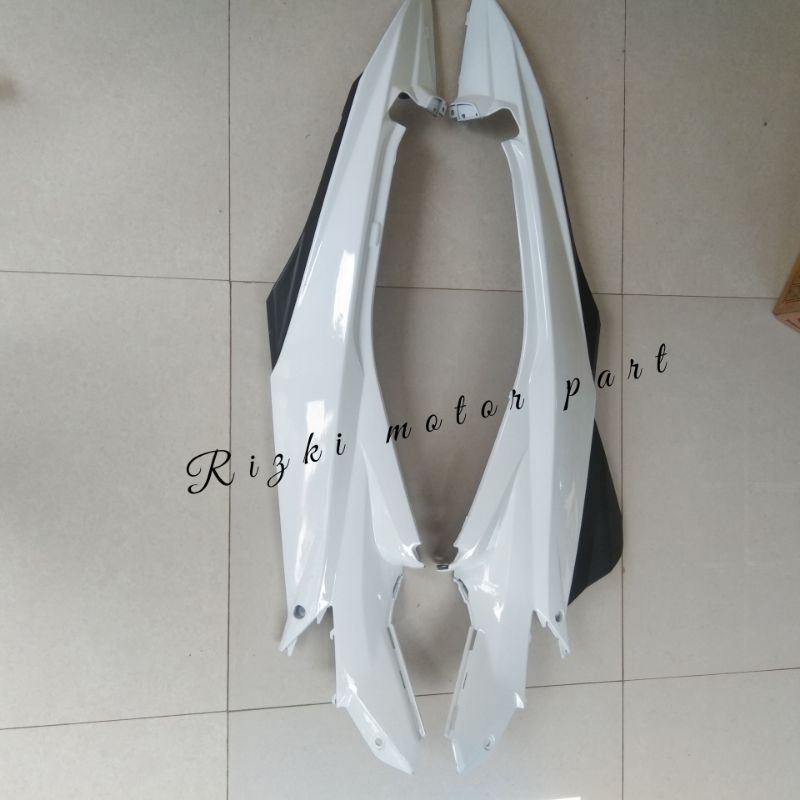 BODY BELAKANG SATRIA FU FACELIFT PUTIH