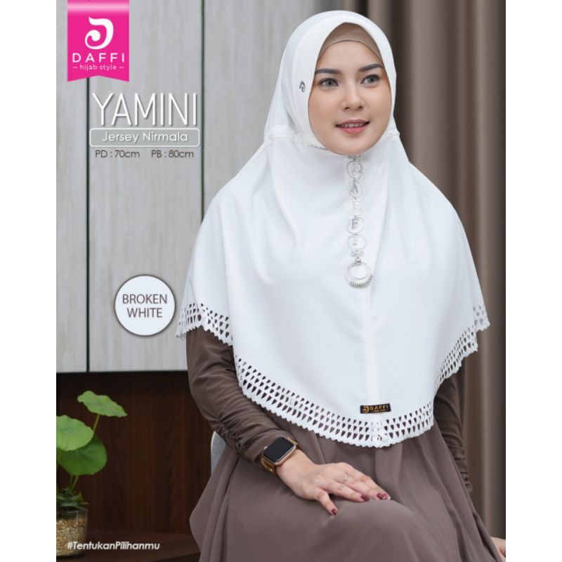 Yamini by daffi hijab