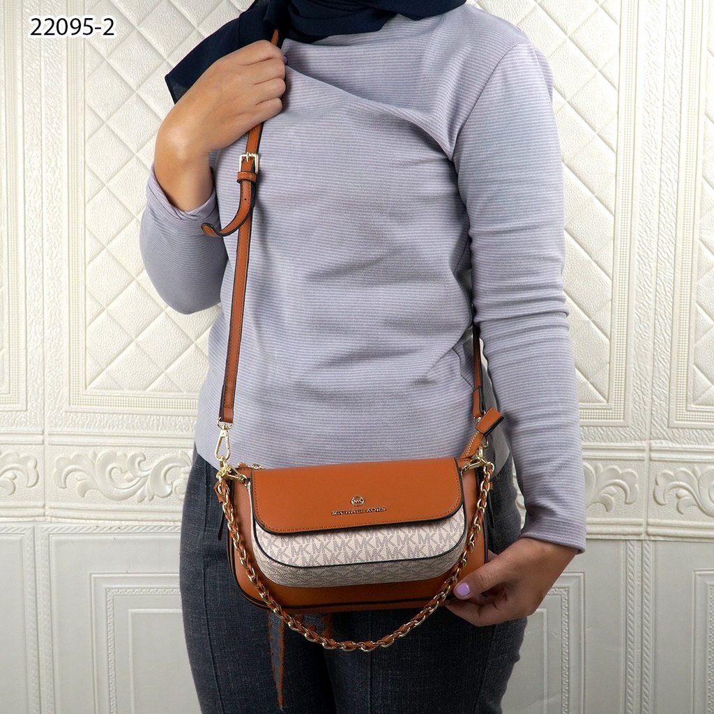 BAG Convertible Monogram Crossbody 22095-2