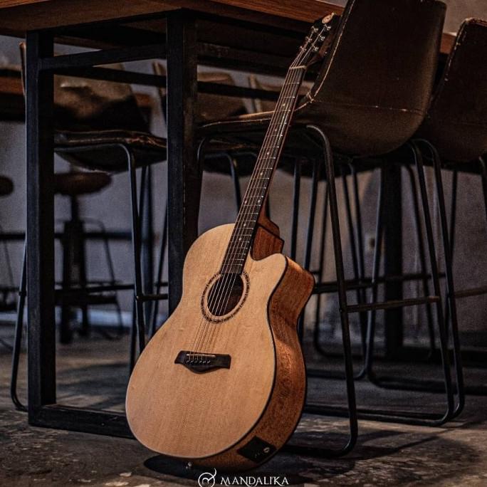 Gitar Akustik Elektrik Original Premium Quality Mandalika - Alat Musik / Musik Dan Perlengkapan