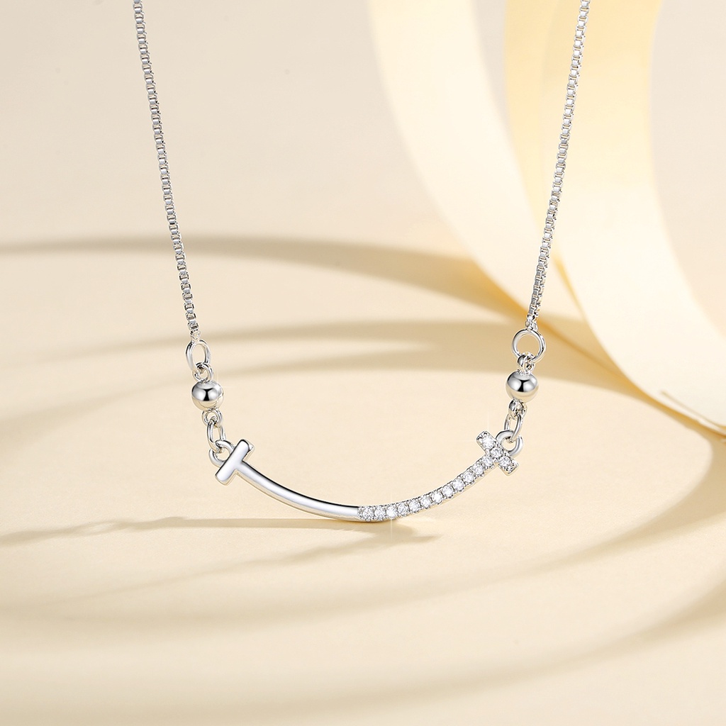 Y797 【Barang spot】Kalung Wanita Titanium Anti Karat Lapis Emas Terbaru  Kalung Desain Smiley Untuk Fashion Aksesoris Korea
