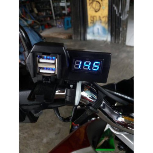 USB Charger Hp Plus Voltmeter Digital Stang Motor-Volmeter Dua USB Charger Hp Motor