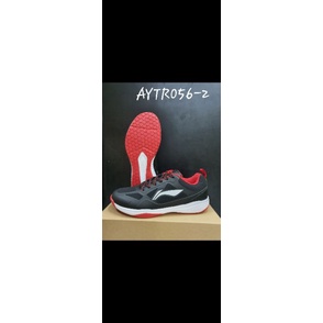 sepatu badminton lining ultra pro original