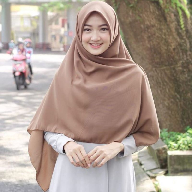 Segiempat Wolfis 130 / Jilbab Segiempat Wolfis / Segiempat Jumbo