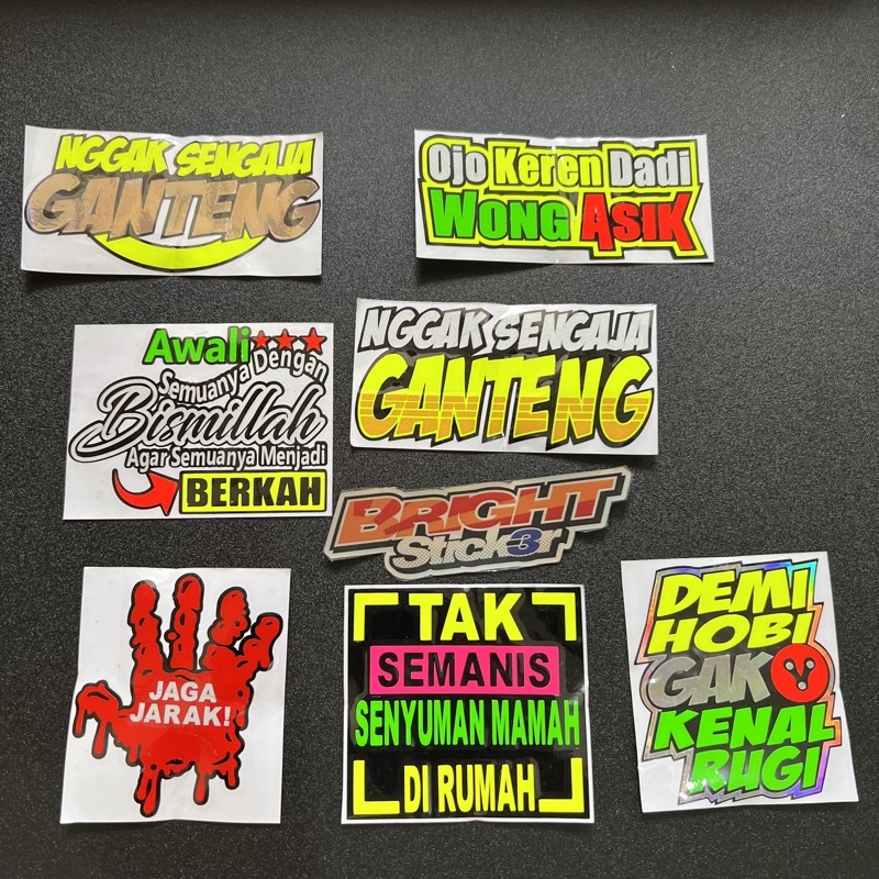 STICKER STIKER KATA KATA JAGA JARAK GAK SENGAJA GANTENG CUTTING