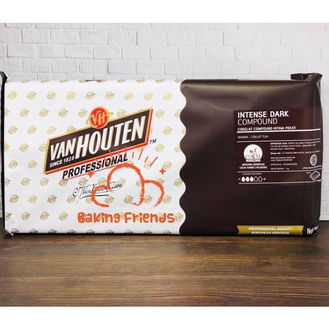 

[COD] Van Houten Barry Callebaut Dark Chocolate Compound 1Kg -Intense Dark [COD]