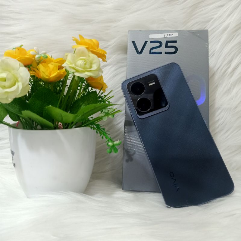 VIVO V25 5G 8/256GB SECOND FULLSET