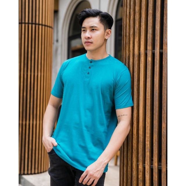 MANLY Kaos Kancing Hijau Tosca