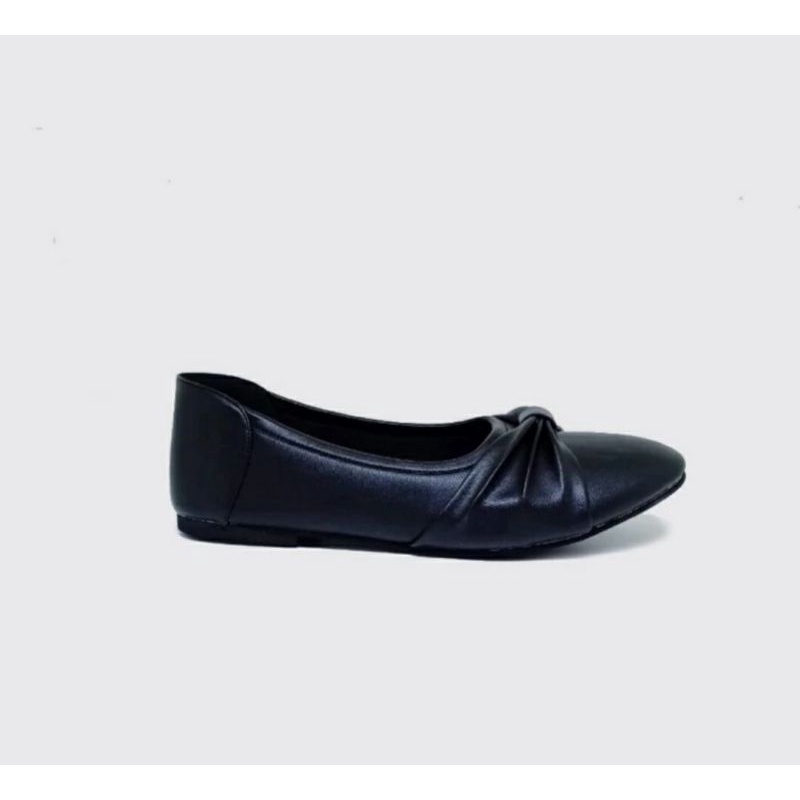 Sepatu Flatshoes Wanita Ukuran Besar 41-45 Flat Anak Remaja Size Jumbo Sepatu Sekolah Kulit Hitam Oversize Kaki Gede Gemuk Original