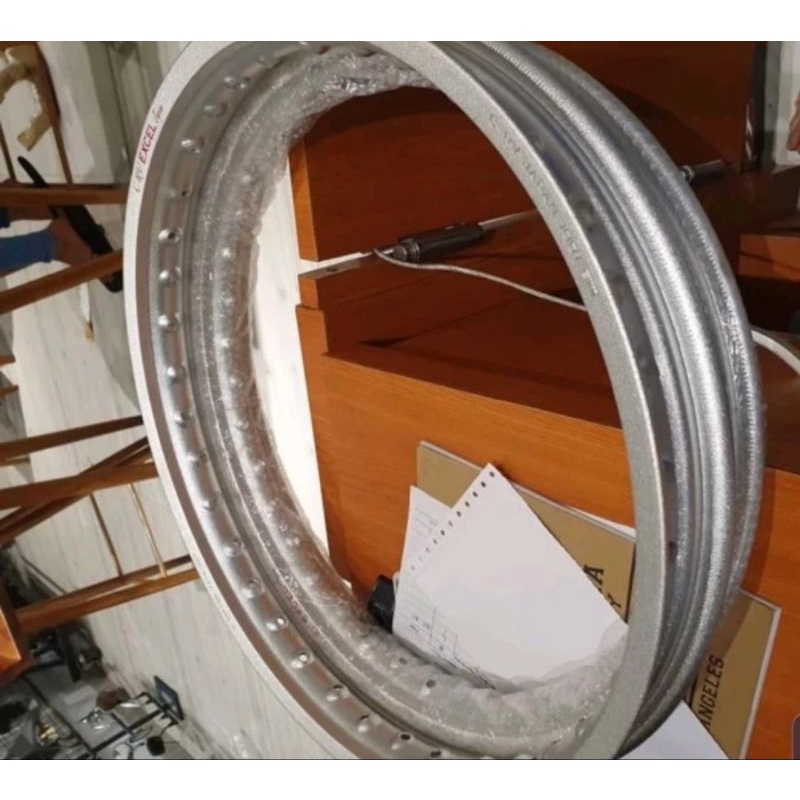 Velg veleg pelek lingkar aloy alloy velek crv 17 140 18 160 silver kulit jeruk