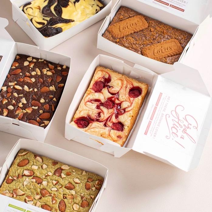 

[⚡ALEE!!!!..]PAKET HAMPERS Brownies Small (isi 3 Box) BEBAS PILIH
