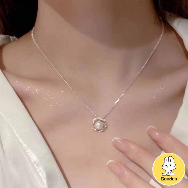 Kalung Rantai Liontin Bunga Mawar Hollow Hias Mutiara Imitasi Mewah Untuk Wanita XIA.ID -Doo