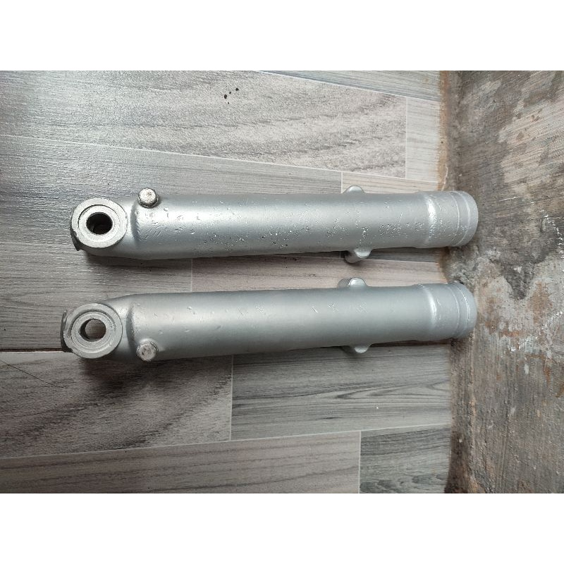 bottom shock skok depan Honda s90z s90 benly s110 cb100 cb125 original