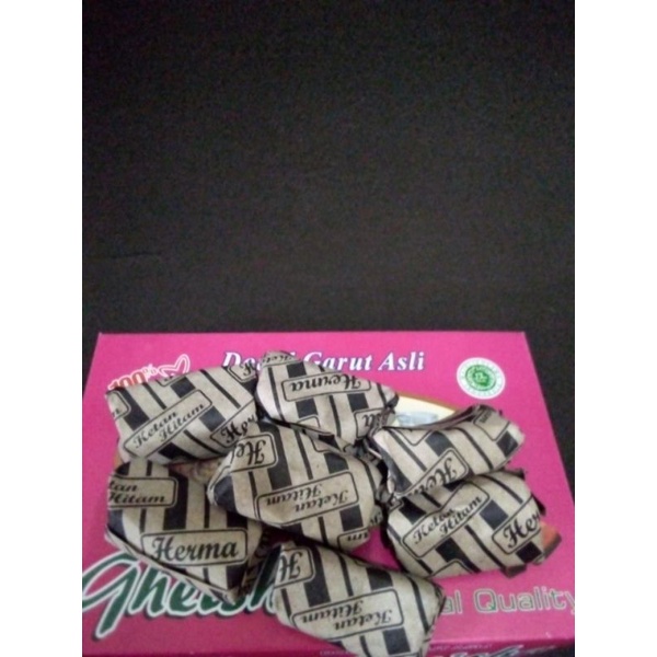

Makanan Cemilan jajanan snack oleh oleh dodol garut original asli 100% rasa ketan hitam 500 Gram