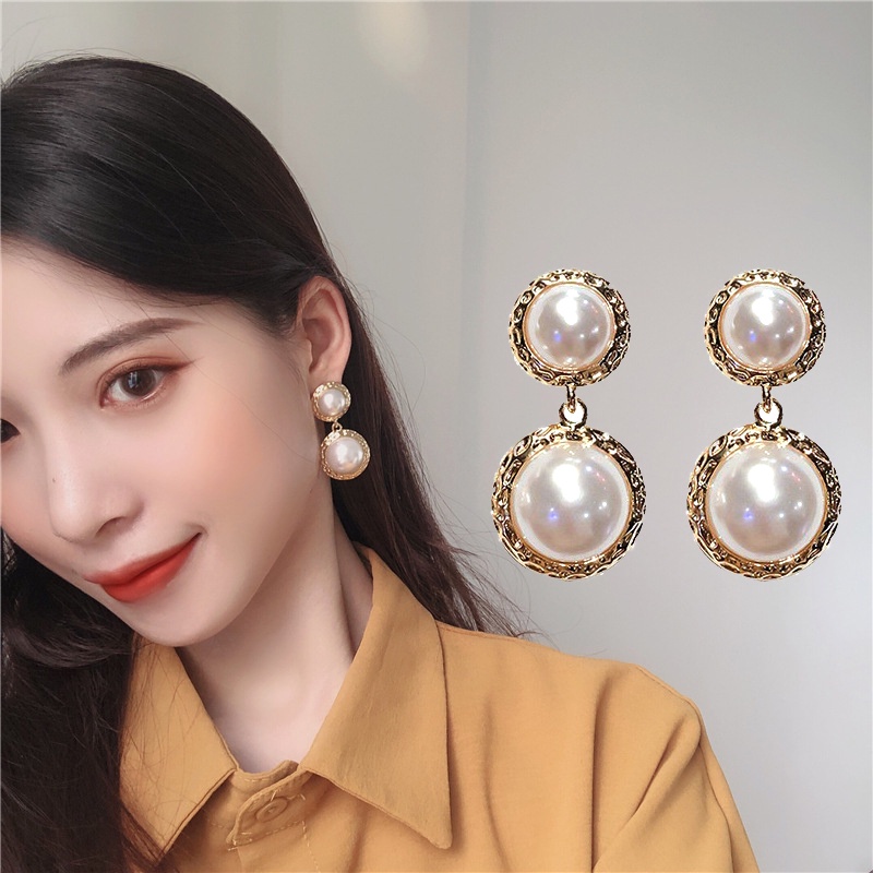 Anting Stud Bentuk Bulat Aksen Mutiara Gaya Vintage Korea Untuk Wanita