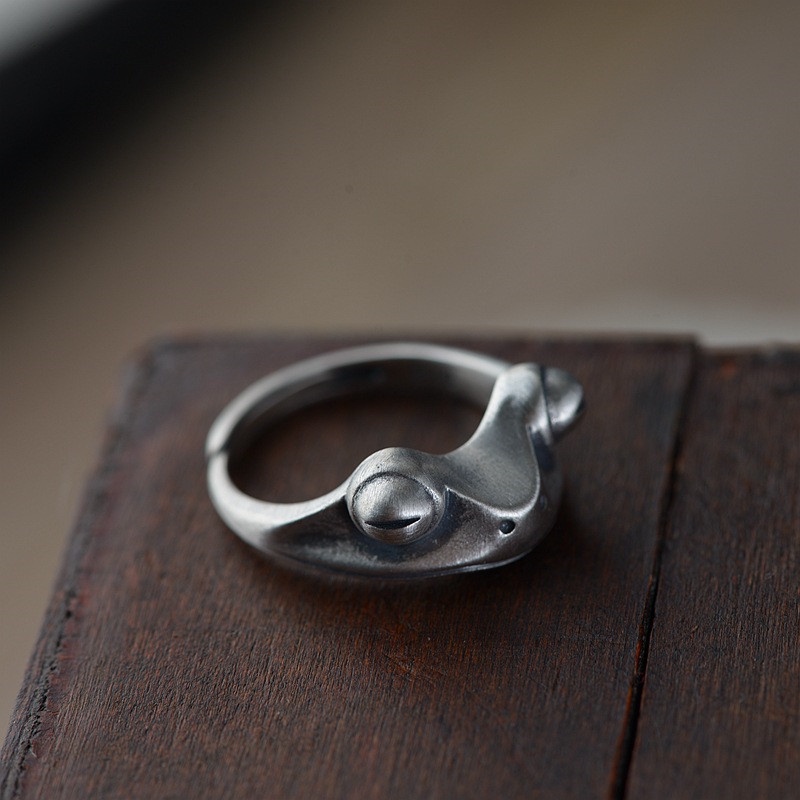 Cincin Model Terbuka Desain Katak Warna Emas Gaya Retro