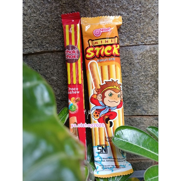 Duo Seru Nissin Biskuit Mini Stik &amp; Choki2 Chocolate