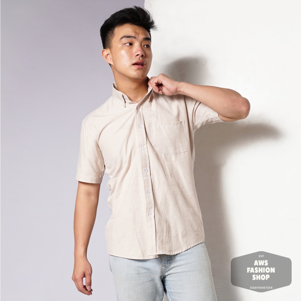 819 Kemeja Pria Lengan Pendek Polos Khaki Cream Oxford Basic SIMPLE Slimfit Casual Tersedia Ready Sampai Size JUMBO BIG SIZE XXL XXXL