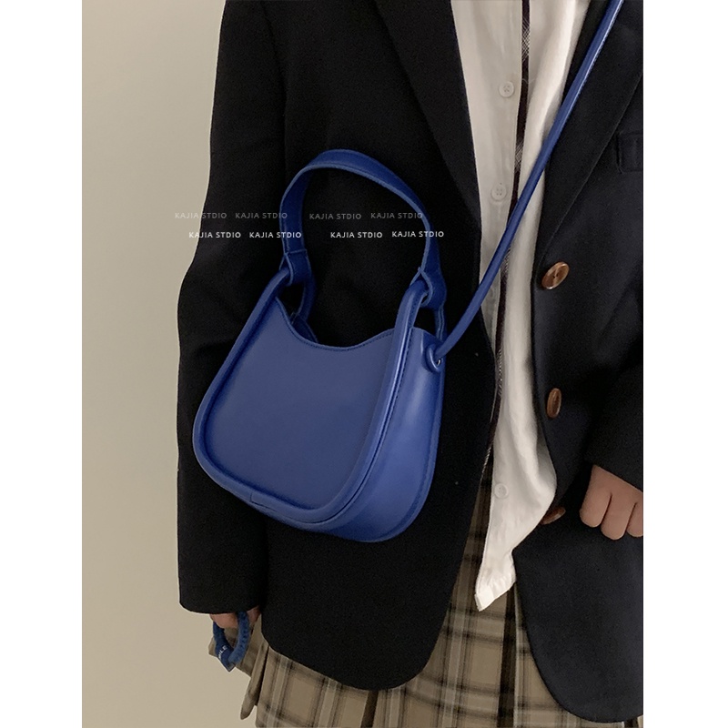 Suhao all-match ins messenger bag wanita 2021 baru trendi fashion Klein blue saddle bag French niche underarm bag