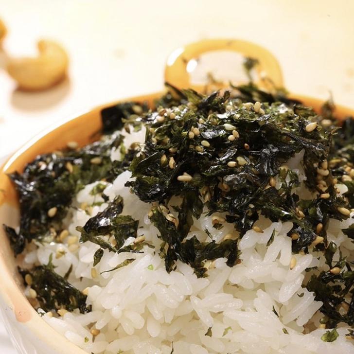 

JU7✴ Nori Tabur Rumput Laut Panggang Rumput Laut Panggang - Roasted Seaweed Flakes Terlaris!!