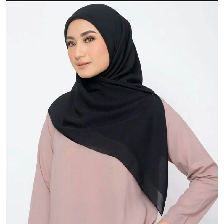 Hijab Zaskia Mecca / Sana Black Hijab Hijab Segiempat Original