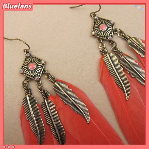 Anting Kait Gantung Wanita Desain Daun Bulu Gaya Vintage Kreatif Untuk Pesta / Hadiah