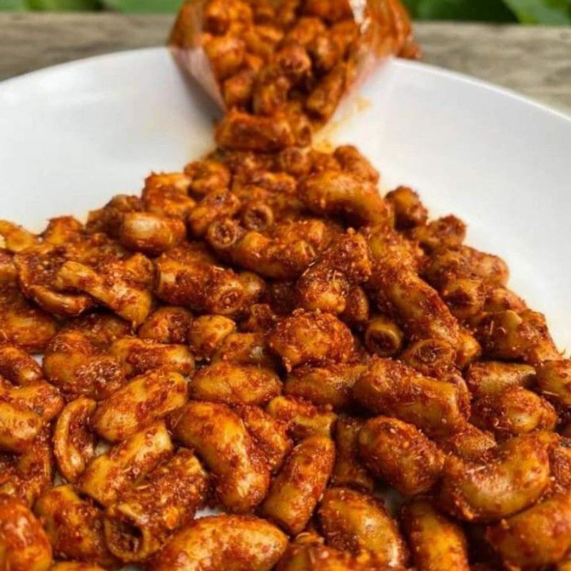 

MAKARONI VIRAL BANTET CAP KOKI