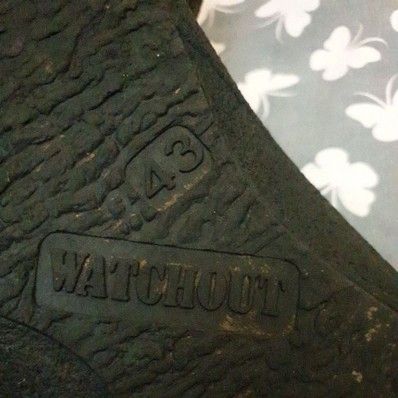 SANDAL WATCHOUT! PRELOVED ORI