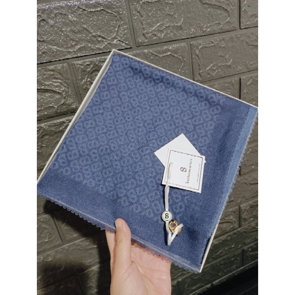 buttonscarves tapis oxford blue