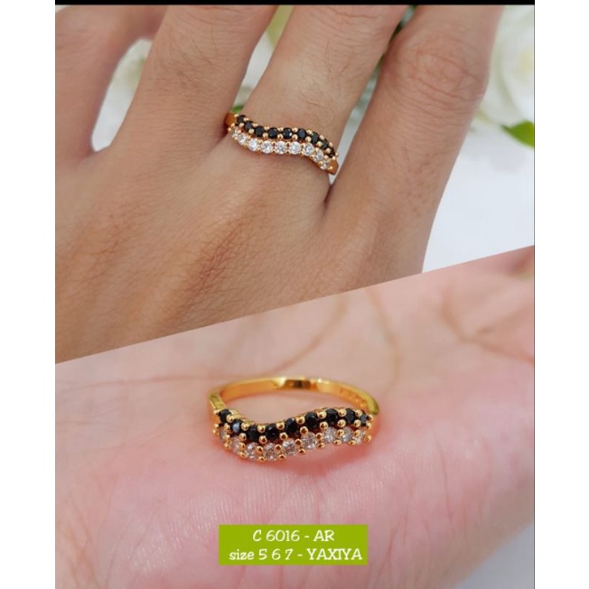 cincin permata// cincin wanita pertama hitam