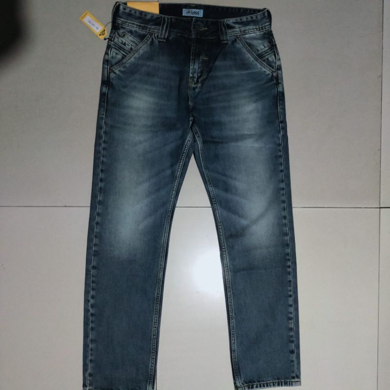 LOIS ORIGINAL CELANA JEANS PRIA LOIS REGULER FIT CFL036F