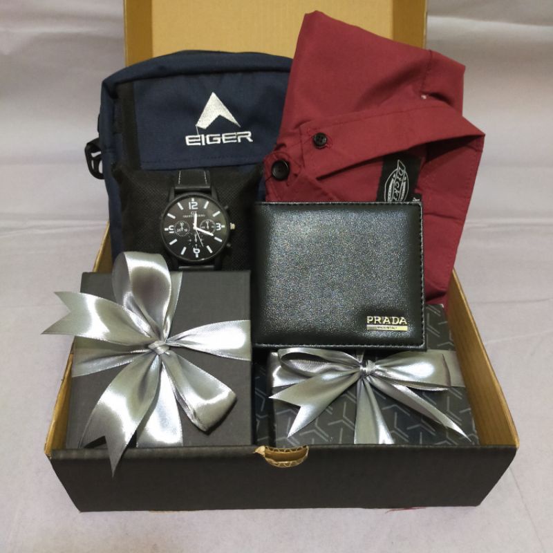 

Hampers kado ulang tahun cowok, kado wedding, kado anniversary, kado graduation