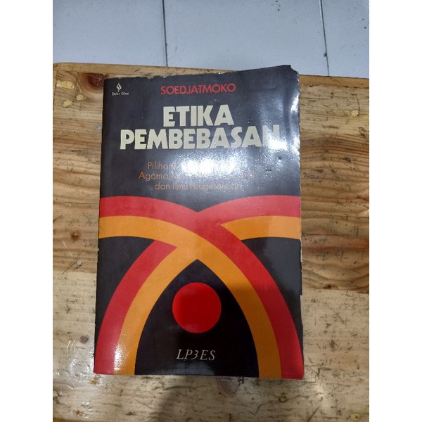 ETIKA PEMBEBASAN - SOEDJATMOKO