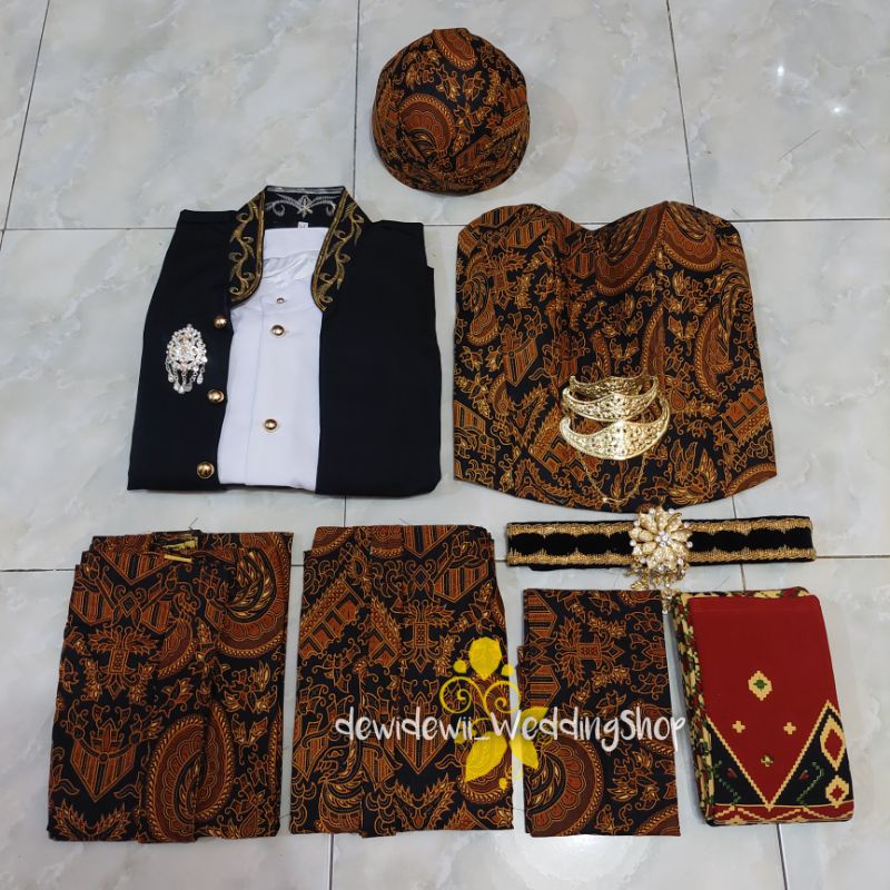 [Full Set + Aksesoris] Baju Prewedding / Baju Adat / Basahan Motif Semen Romo