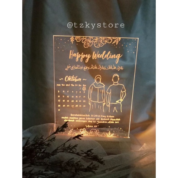 

Akrilik LED Custom Kalender/ Tanggal Spesial