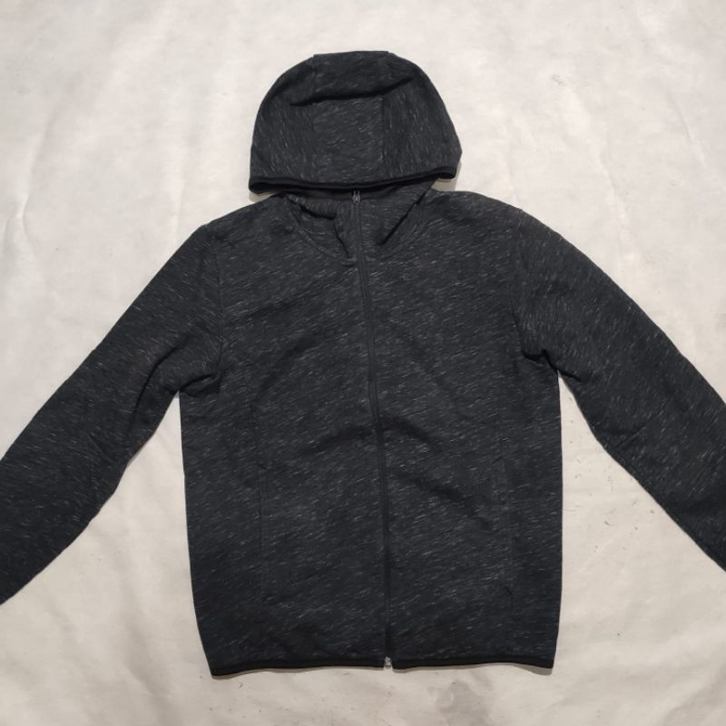 Jacjet wanita windproof Uniqlo