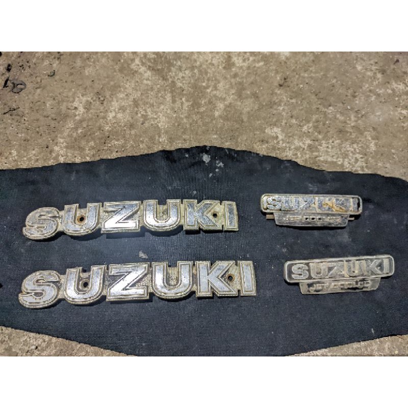 emblem logo suzuki rc 100 & a100