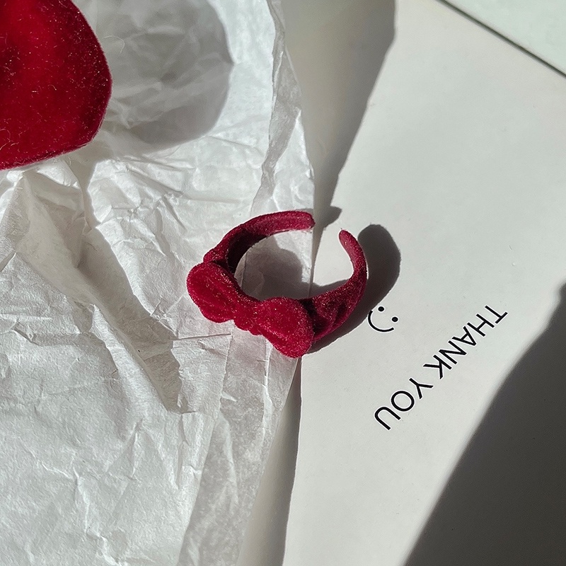 Roselife Cincin Wanita Model Terbuka Bahan Velvet Desain Pita Warna Merah Anggur Gaya Vintage Adjustable