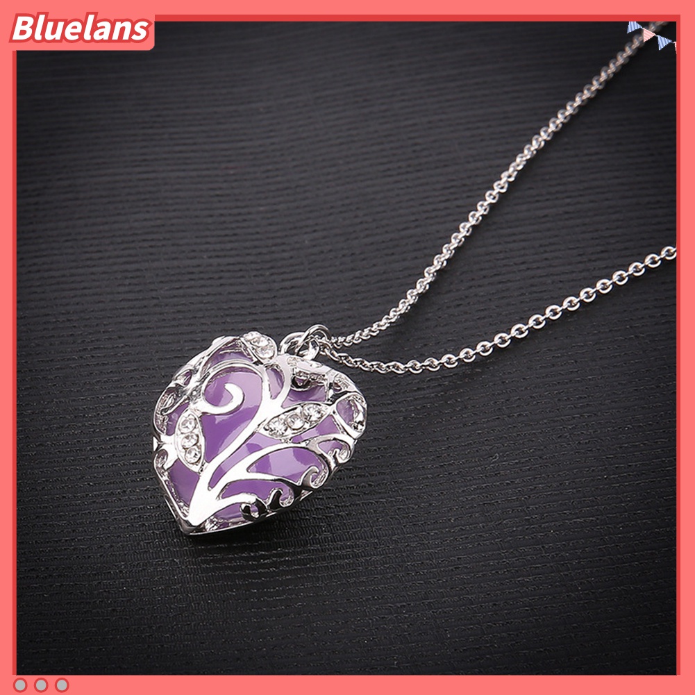 Kalung Rantai Dengan Liontin Bentuk Hati Aksen Berlian Imitasi Untuk Wanita