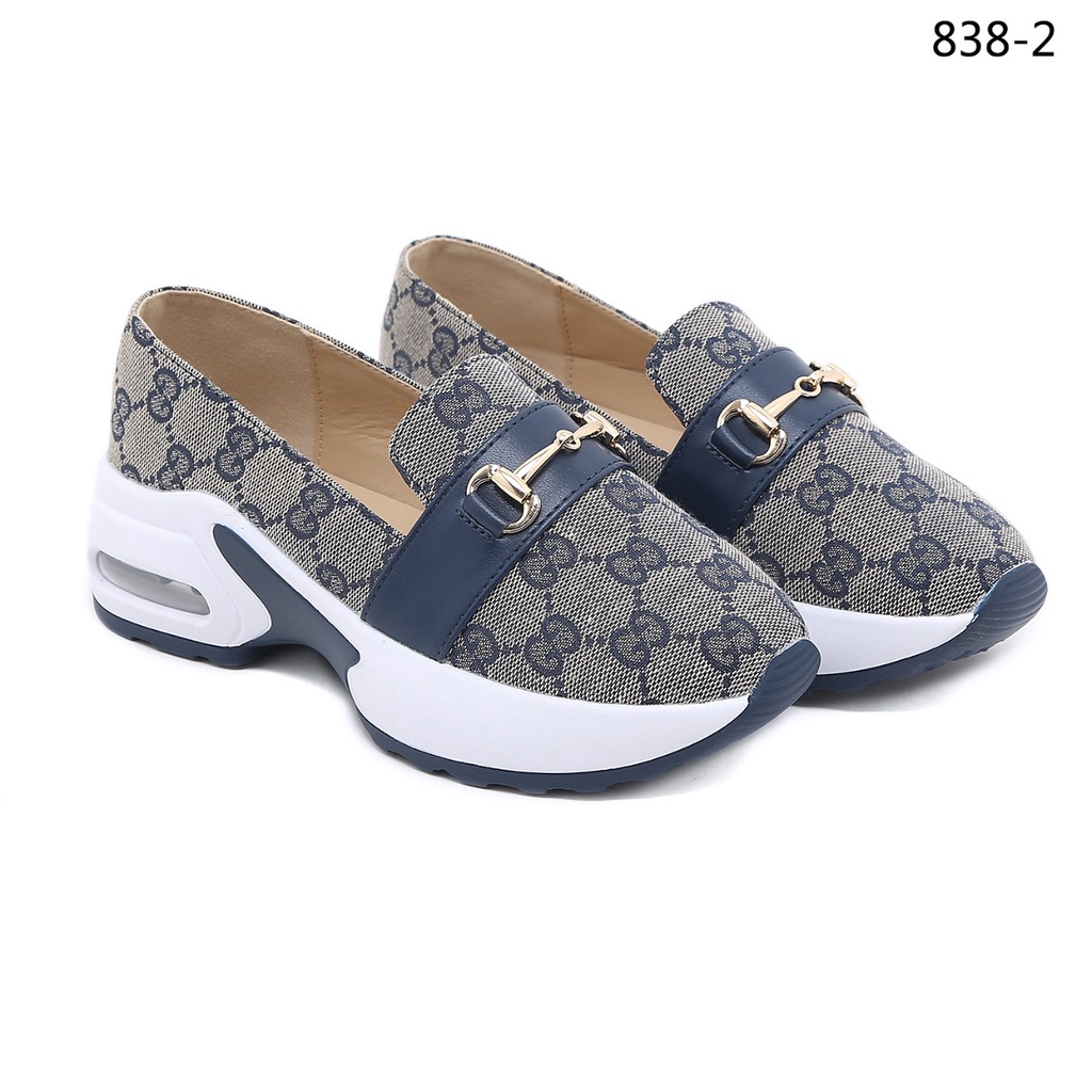 GC Horsebit GG Canvas Slip-on Shoes 838-2