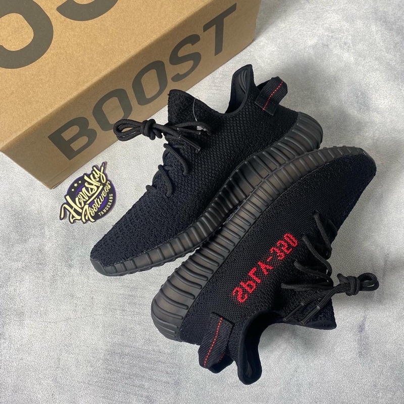 Sneakers Yeezy Boost 350 v2 Black Red