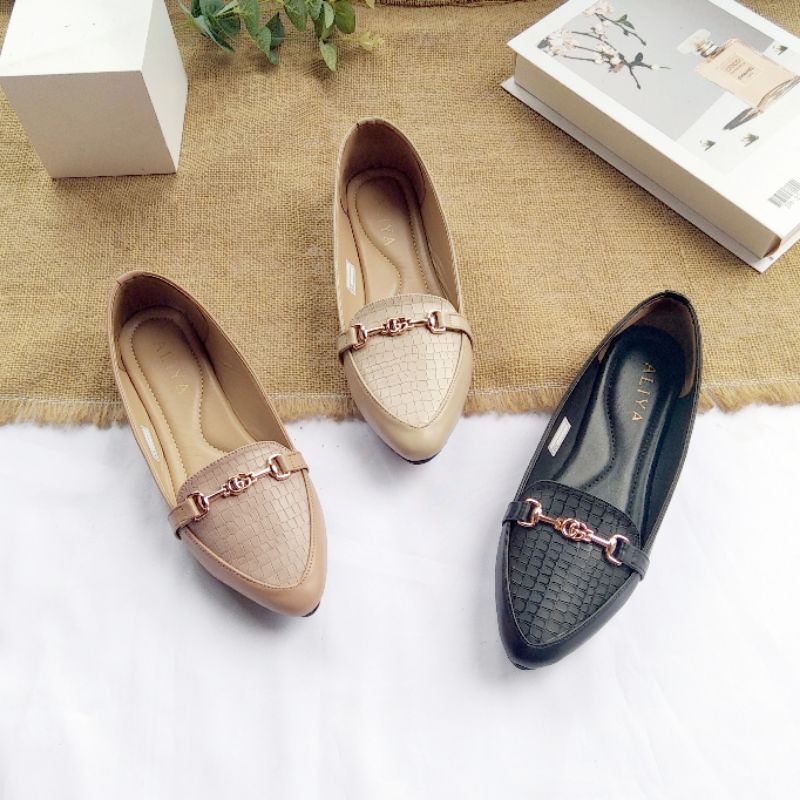 Aliya Sepatu Flat Wanita Falisha