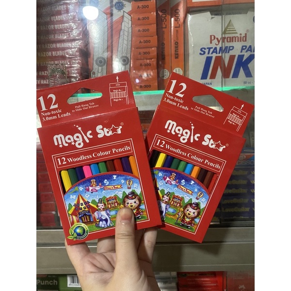 

Pensil 12 Warna Magic Star Pendek